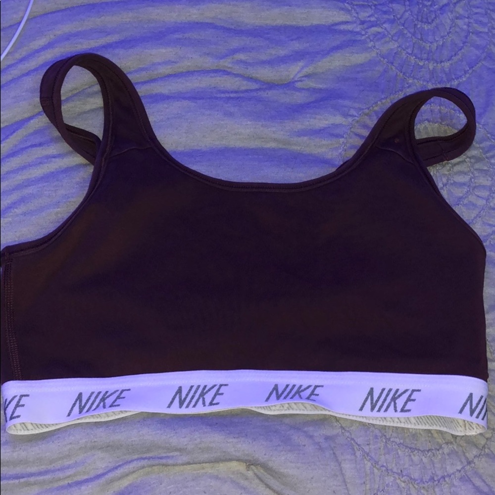 nike sports bra